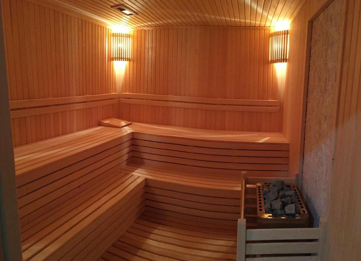 Garden Zara Hotel Екстериор снимка
